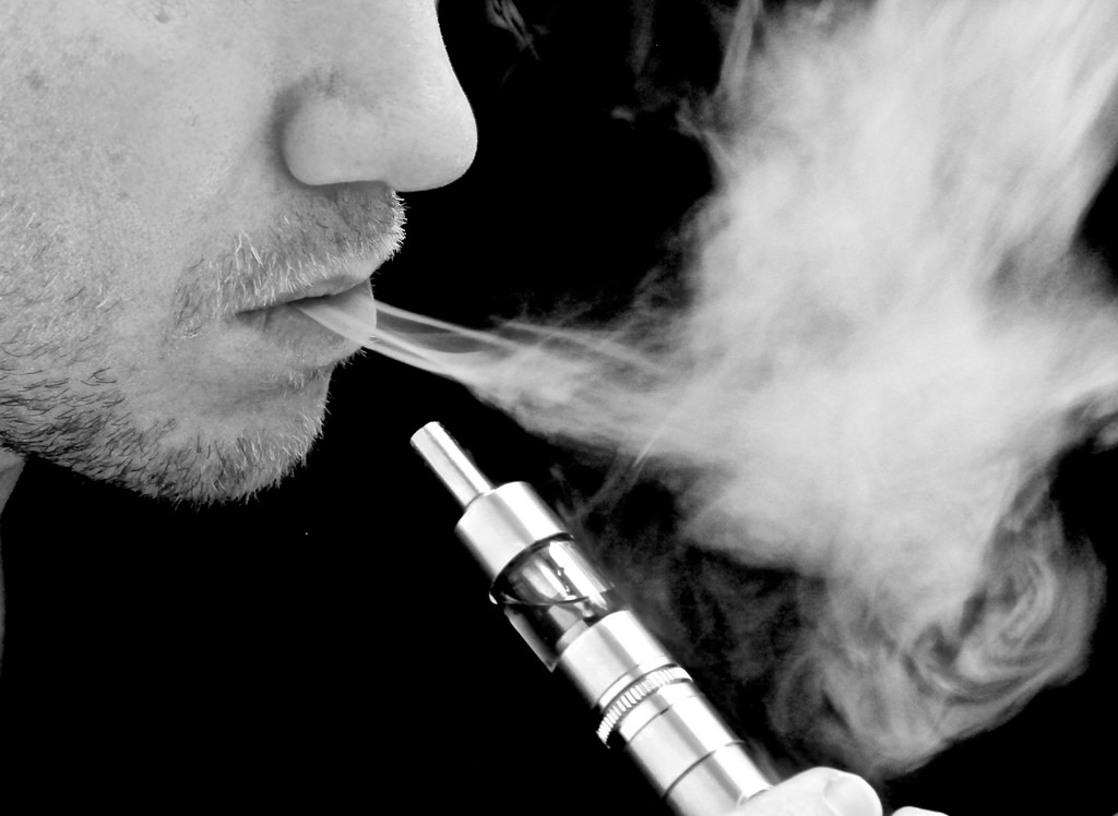 Why You Should Consider Vaping Rather Than Smoking